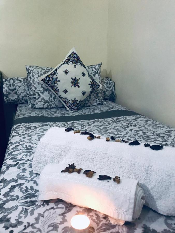 אסאוירה Abdessamad Appartement 1 מראה חיצוני תמונה