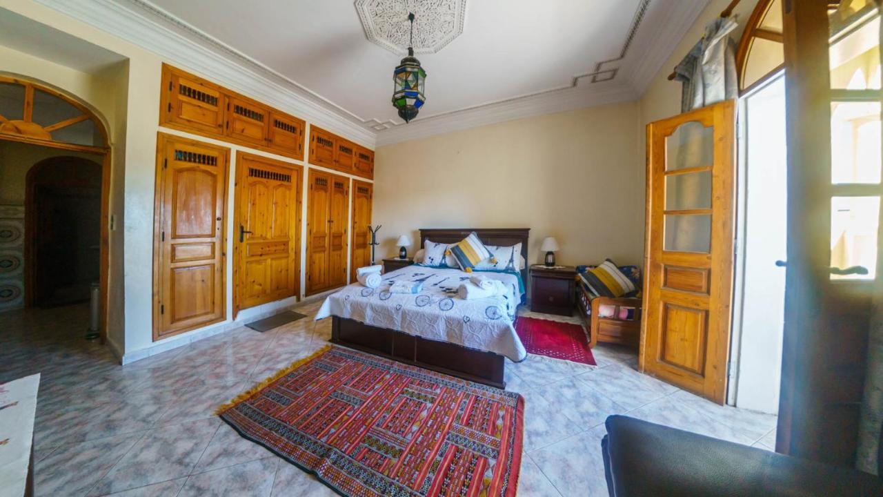 אסאוירה Abdessamad Appartement 1 מראה חיצוני תמונה