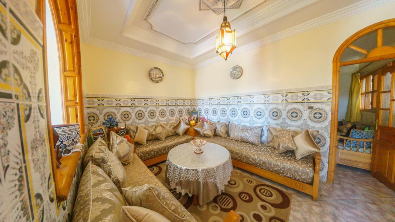 אסאוירה Abdessamad Appartement 1 מראה חיצוני תמונה